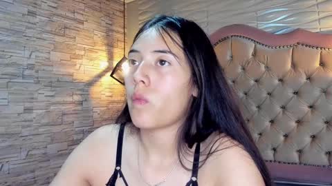 Snapshot of ava_broown chatting on 26, 1, 2025              online show from 26, 1, 2025