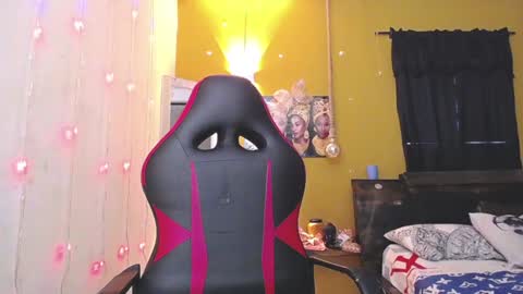 Snapshot of ava_jhonsson chatting on 1, 2, 2025 ava online show from 1, 2, 2025