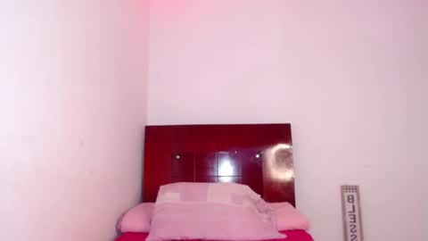 Snapshot of ava_jhonsson chatting on 15, 10, 2025 ava online show from 15, 10, 2025