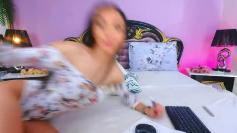 Snapshot of avaaaddamss chatting on 14, 11, 2025 avaaaddamss online show from 14, 11, 2025