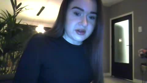 Snapshot of avajadey chatting on 19, 2, 2025 avajadey online show from 19, 2, 2025