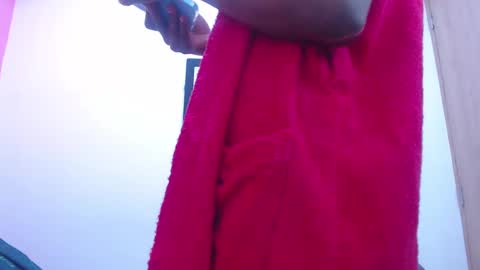 avalericherrycm101 online show from 28, 1, 2025