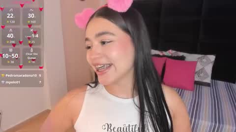 Ava  online show from 25, 10, 2025