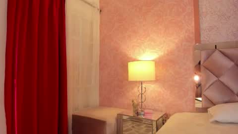 avawhiite online show from 28, 2, 2026