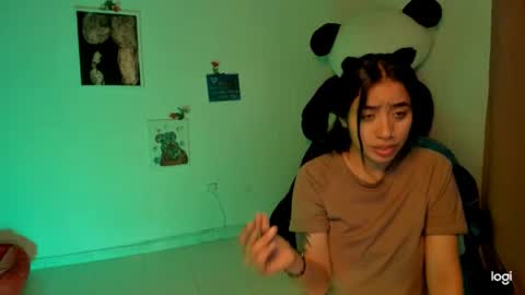 Snapshot of ave_fenix69 chatting on 6, 3, 2025 Valery -- online show from 6, 3, 2025