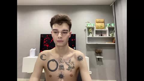 Snapshot of avegothy chatting on 5, 1, 2025 gothy 3 online show from 5, 1, 2025