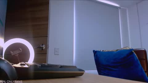 Hi im aqua is nice with me online show from 11, 1, 2026