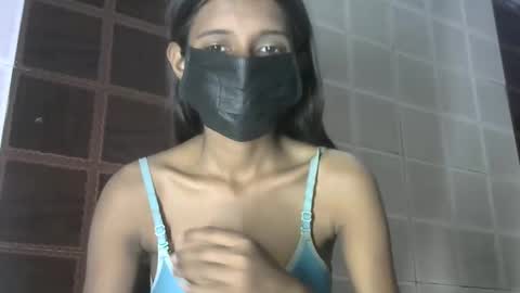 Snapshot of avery_lust01 chatting on 24, 3, 2026 avery_lust01 online show from 24, 3, 2026