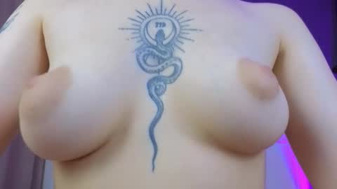 avgustina_love online show from 16, 11, 2025