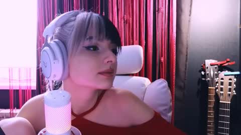 Avriel online show from 20, 12, 2025