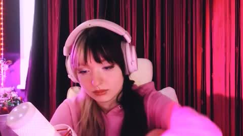 Avriel online show from 14, 1, 2026