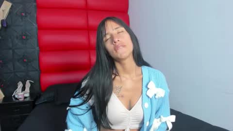 avi_thomsonn online show from 27, 2, 2026