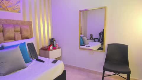 AVIS  online show from 17, 10, 2025