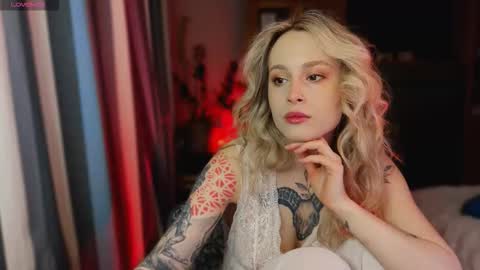 Aviva online show from 22, 12, 2025