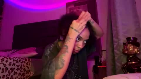 Avril online show from 13, 3, 2026