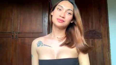 Snapshot of avy_08 chatting on 25, 10, 2025 avy_08 online show from 25, 10, 2025