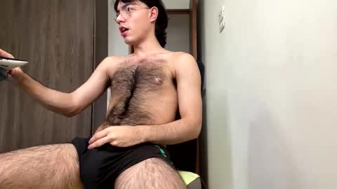 AndrewXxl independent online show from 4, 3, 2026