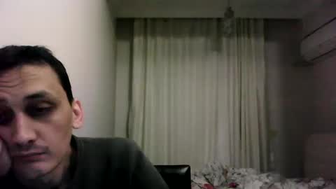 Snapshot of awesenheit chatting on 2, 2, 2025 awesenheit online show from 2, 2, 2025