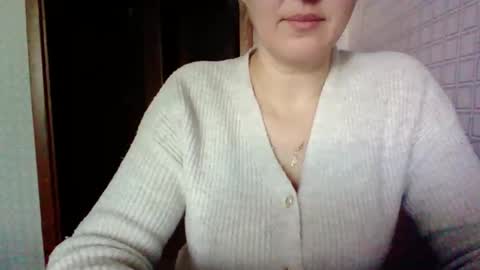 Snapshot of awesomeladyy chatting on 14, 2, 2026 awesomeladyy online show from 14, 2, 2026