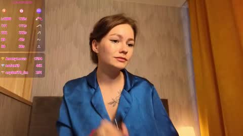 Snapshot of aww_burn chatting on 10, 12, 2024 Tris online show from 10, 12, 2024