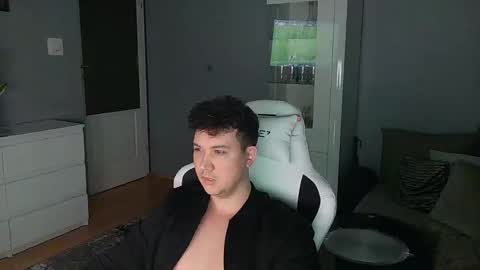 Snapshot of ax3l1k chatting on 9, 3, 2025 Artur online show from 9, 3, 2025