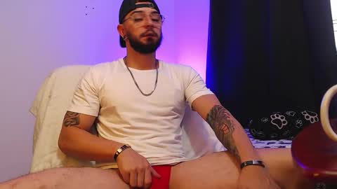 Snapshot of axel_7070 chatting on 29, 11, 2025 Independiente Model online show from 29, 11, 2025