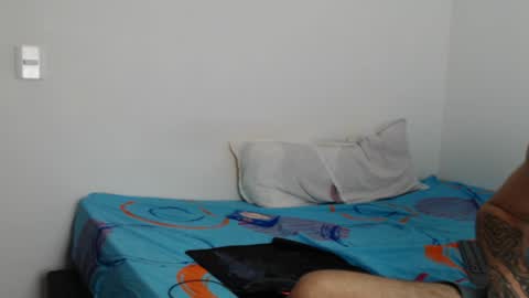 Axel online show from 12, 1, 2025