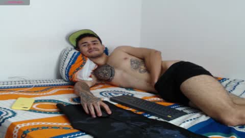 Axel online show from 6, 2, 2025