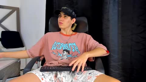 Axel cifer online show from 30, 1, 2025