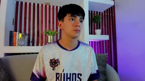 Snapshot of axel_draven chatting on 21, 11, 2025 axel_draven online show from 21, 11, 2025