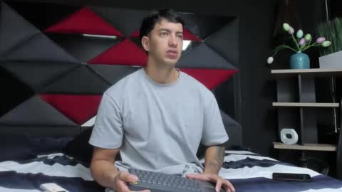 axel_hendrick online show from 17, 2, 2026