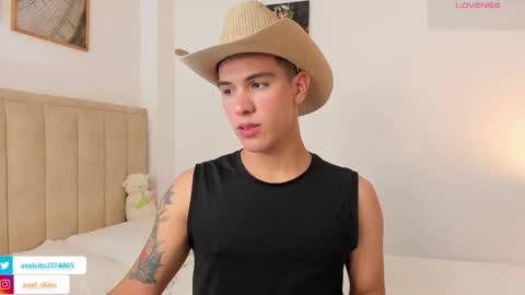 axel slim online show from 23, 11, 2025