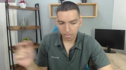 Snapshot of axel_stones_ chatting on 20, 10, 2025 axel_stones_ online show from 20, 10, 2025
