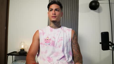 Agustin online show from 8, 10, 2025