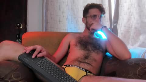 Snapshot of axelg_rose chatting on 29, 1, 2025 online show from 29, 1, 2025