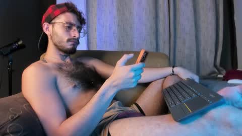 Snapshot of axelg_rose chatting on 11, 2, 2025 online show from 11, 2, 2025