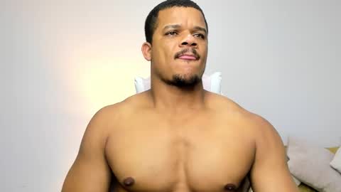 AXEL DA SILVA online show from 28, 2, 2026