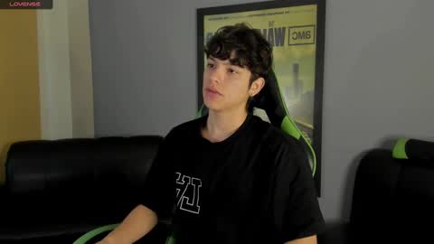 Axel Raven online show from 2, 1, 2025