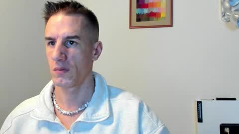 Axl online show from 22, 12, 2025