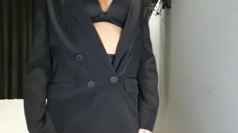 Ayabellle online show from 7, 2, 2025