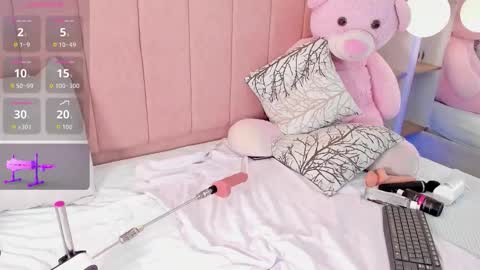 Ayelen Spacee online show from 12, 1, 2026