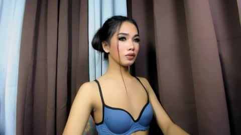 Snapshot of ayicum chatting on 4, 4, 2026 ur lovely ayi online show from 4, 4, 2026