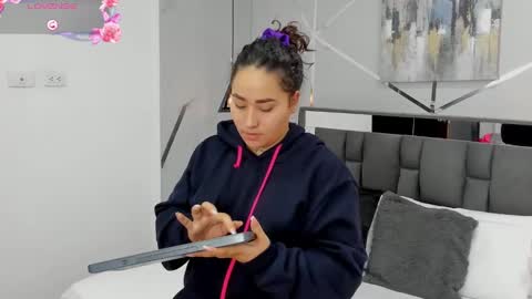 Ayla online show from 30, 1, 2025