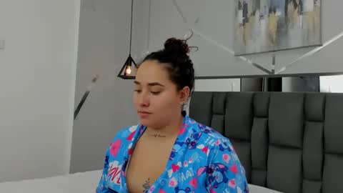 Ayla online show from 9, 3, 2025