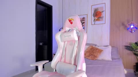 Ayleen online show from 6, 1, 2026