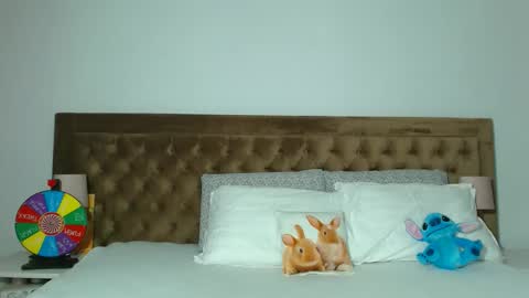 Snapshot of aylinhoney chatting on 2, 11, 2025 Aylin online show from 2, 11, 2025