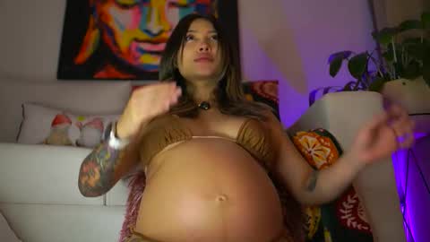 Snapshot of ayralee chatting on 17, 11, 2025 Ayra L online show from 17, 11, 2025