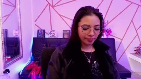 Snapshot of ayshalambardo chatting on 15, 12, 2025 sofia online show from 15, 12, 2025