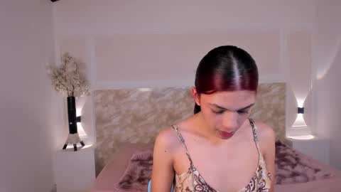 Snapshot of ayshelmoon chatting on 22, 9, 2025 ayshelmoon online show from 22, 9, 2025
