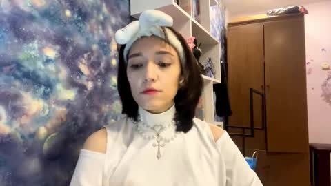 Minro online show from 2, 11, 2025